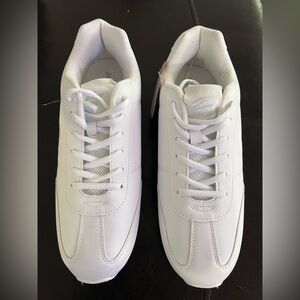 ZEPHZ WHITE TUMBLE SHOES
